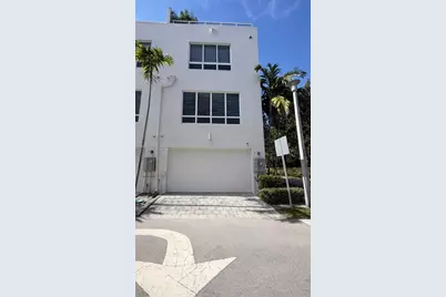 6671 NW 105th Ave, Doral, FL 33178 - Photo 4