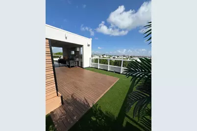 6671 NW 105th Ave, Doral, FL 33178 - Photo 2