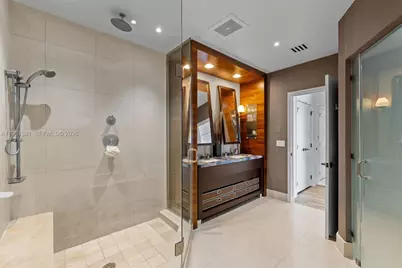 6799 Collins Ave #506, Miami Beach, FL 33141 - Photo 30