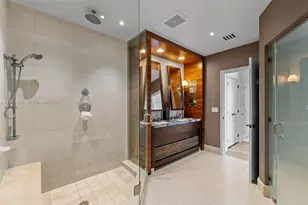 6799 Collins Ave, Miami Beach, FL 33141 - Photo 30