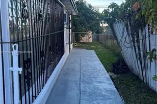 134 SW 61st Ave, Miami, FL 33144 - Photo 20