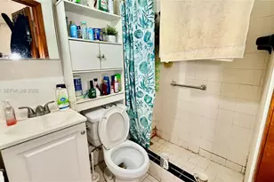 46 NW 24th Ct, Miami, FL 33125 - Photo 14