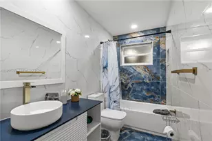 390 NW 40th St, Deerfield Beach, FL 33064 - Photo 14