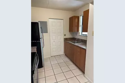 556 NW 114th Ave #201, Sweetwater, FL 33172 - Photo 6