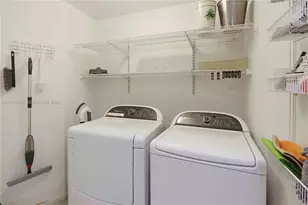 10 Aragon Ave, Coral Gables, FL 33134 - Photo 28