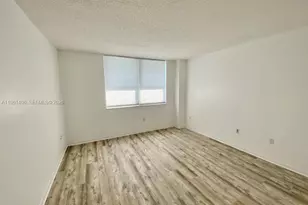 1155 Brickell Bay Dr, Miami, FL 33131 - Photo 12