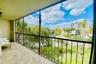 8035 SW 107th Ave, Miami, FL 33173 - Photo 10