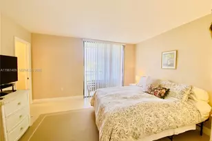 8035 SW 107th Ave, Miami, FL 33173 - Photo 18