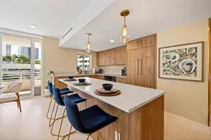 1402 Brickell Bay Dr, Miami, FL 33131 - Photo 6