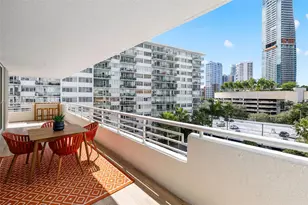 1402 Brickell Bay Dr, Miami, FL 33131 - Photo 24