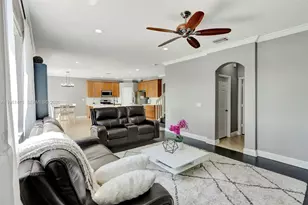 4450 Banyan Trails Dr, Coconut Creek, FL 33073 - Photo 14