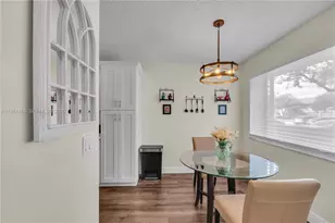 7406 N Devon Dr, Tamarac, FL 33321 - Photo 10