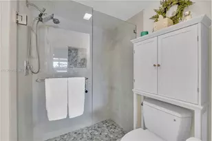 7406 N Devon Dr, Tamarac, FL 33321 - Photo 24