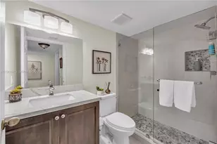 7406 N Devon Dr, Tamarac, FL 33321 - Photo 28