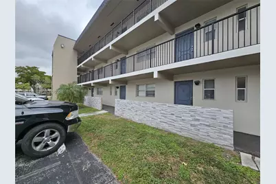 8020 N Colony Cir N #103, Tamarac, FL 33321 - Photo 10