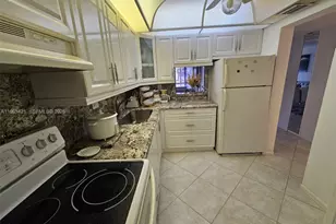 8020 N Colony Cir N, Tamarac, FL 33321 - Photo 14