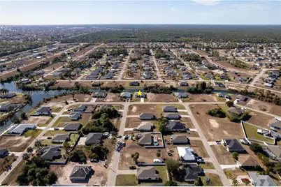 3318 NE 13th Pl, Other City - In The State Of Florida, FL 33909 - Photo 6