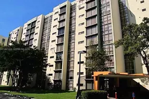 17021 N Bay Rd, Sunny Isles Beach, FL 33160 - Photo 4