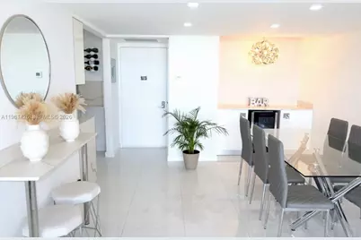 20301 W Country Club Dr #1422, Aventura, FL 33180 - Photo 4