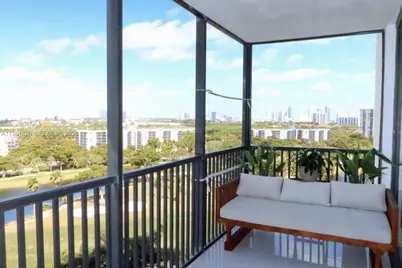 20301 W Country Club Dr #1422, Aventura, FL 33180 - Photo 32
