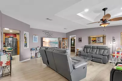 19800 SW 180th  Ave, Miami, FL 33187 - Photo 4