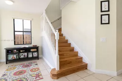 10013 NW 89th Ter, Doral, FL 33178 - Photo 8
