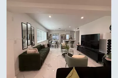 299 NE 46th St, Deerfield Beach, FL 33064 - Photo 8