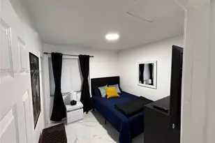 299 NE 46th St, Deerfield Beach, FL 33064 - Photo 14