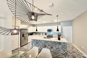 4861 NW 83rd Path, Doral, FL 33166 - Photo 10