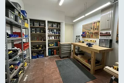 5753 NW 98th Ave, Doral, FL 33178 - Photo 14