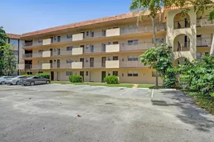 6101 N Falls Cir Dr, Lauderhill, FL 33319 - Photo 2
