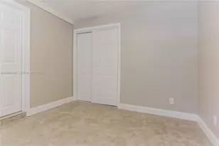 402 S 12th St, Lantana, FL 33462 - Photo 12