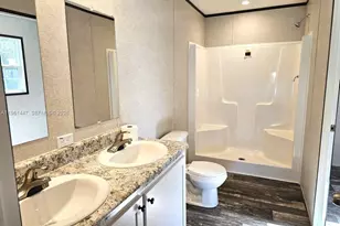 881 Woodland Blvd, Clewiston, FL 33440 - Photo 2