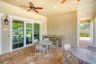 5060 Eucalyptus Dr, Hollywood, FL 33021 - Photo 32