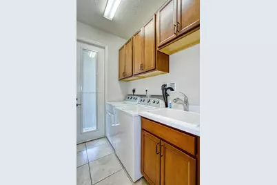 5060 Eucalyptus Dr #2, Hollywood, FL 33021 - Photo 18