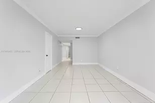 2406 SW 54th St, Dania Beach, FL 33312 - Photo 10