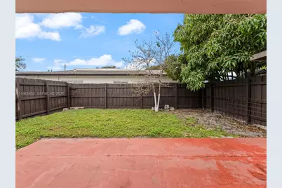 2406 SW 54th St, Dania Beach, FL 33312 - Photo 26