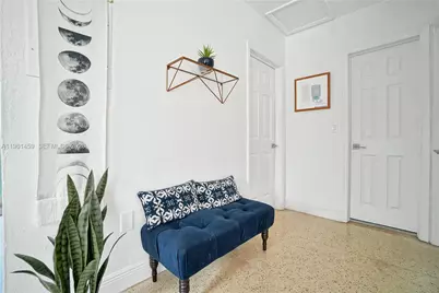 7 NE 50th St, Miami, FL 33137 - Photo 16