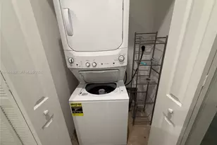 4282 NE 9th St, Homestead, FL 33033 - Photo 14