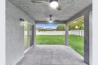 1140 NE 139th St, North Miami, FL 33161 - Photo 6