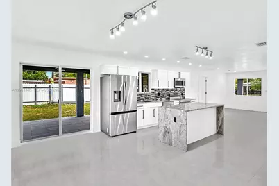 1140 NE 139th St, North Miami, FL 33161 - Photo 12