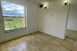 9405 W Flagler St, Miami, FL 33174 - Photo 6