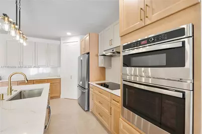 701 SW 17th Street, Fort Lauderdale, FL 33315 - Photo 10