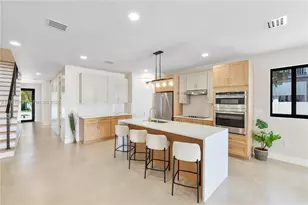 701 SW 17th St, Fort Lauderdale, FL 33315 - Photo 2