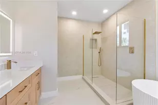 701 SW 17th St, Fort Lauderdale, FL 33315 - Photo 32