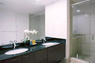 15811 Collins Ave, Sunny Isles Beach, FL 33160 - Photo 16