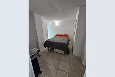 6900 Bay Dr #8J, Miami Beach, FL 33141 - Photo 12