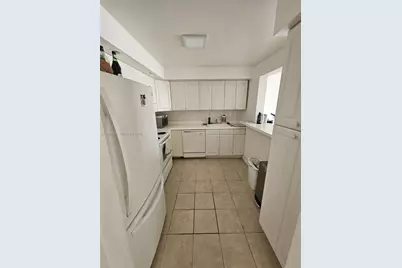 6900 Bay Dr #8J, Miami Beach, FL 33141 - Photo 8