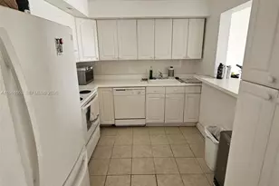 6900 Bay Dr, Miami Beach, FL 33141 - Photo 8