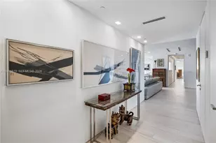 1000 Venetian Way, Miami Beach, FL 33139 - Photo 16